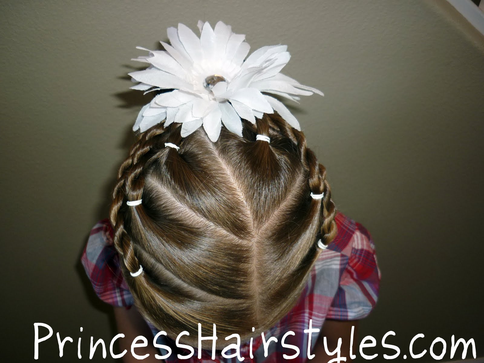 Easy & Quick Hairstyle With Flowers (Perfect For Spring & Summer) - Luxy®  Hair