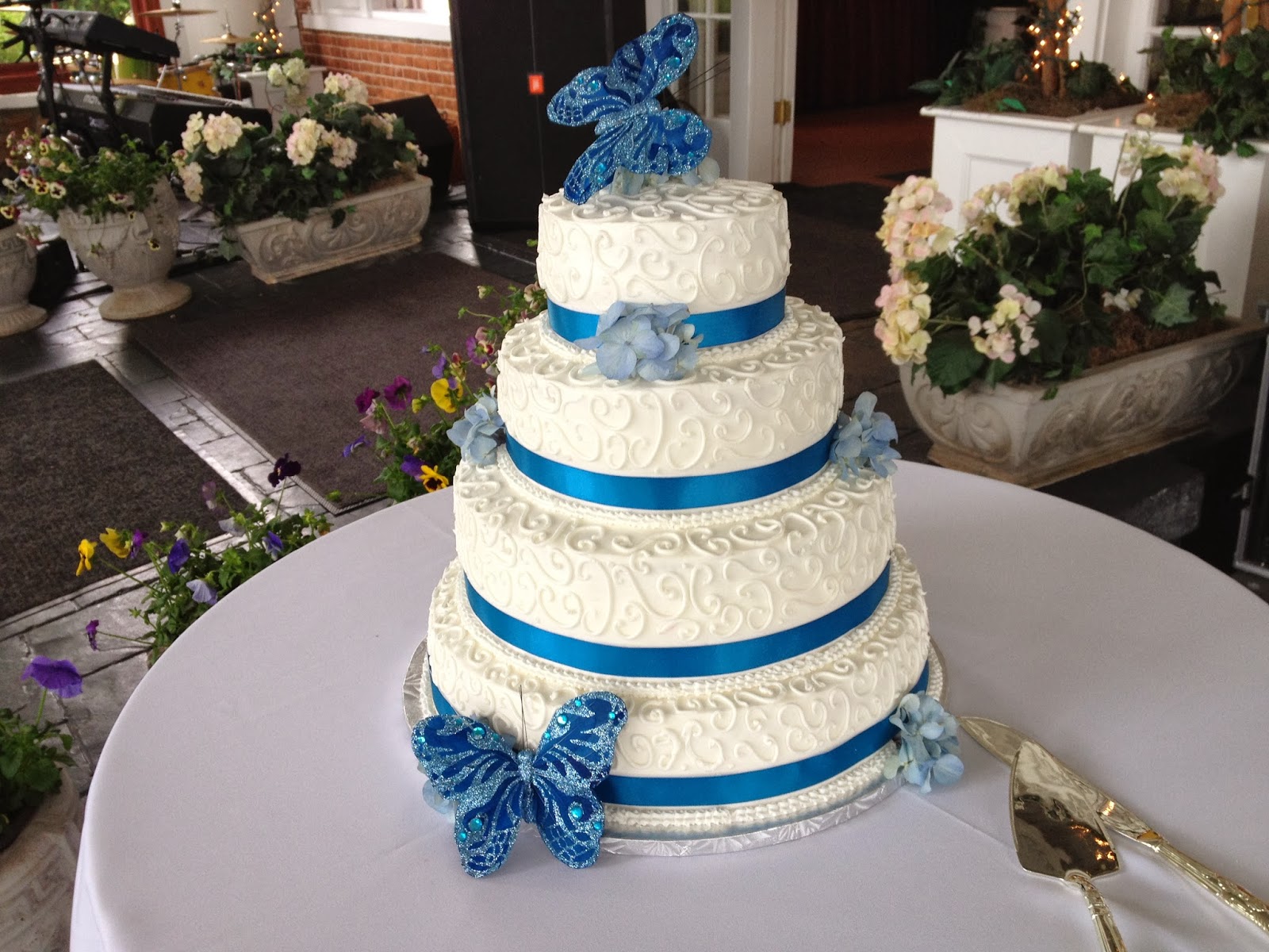 Satin Ribbon Wedding  Cakes  Northern VA DC  and MD 