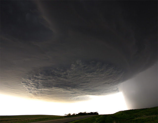 Tormentas y Tornados