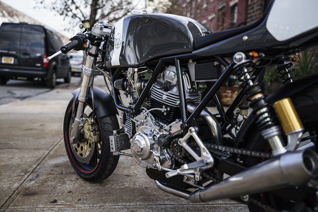 Ducati Cafe Racer | Leggero Cafe racer | Walt Siegl | Ducati 900cc Motor