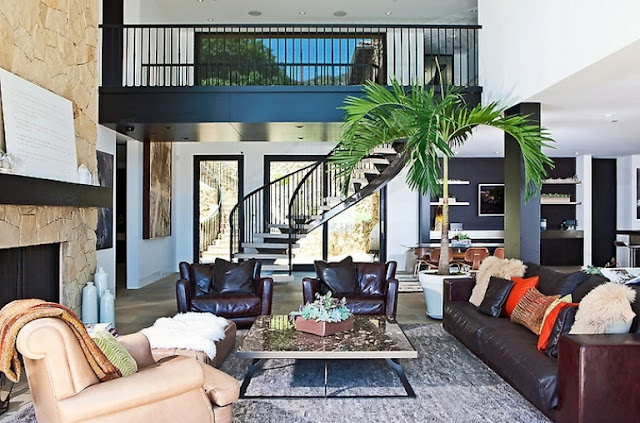 Malibu Beach House with Castle Exterior - Inspiring Modern Home