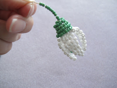 bead and wire snow drop