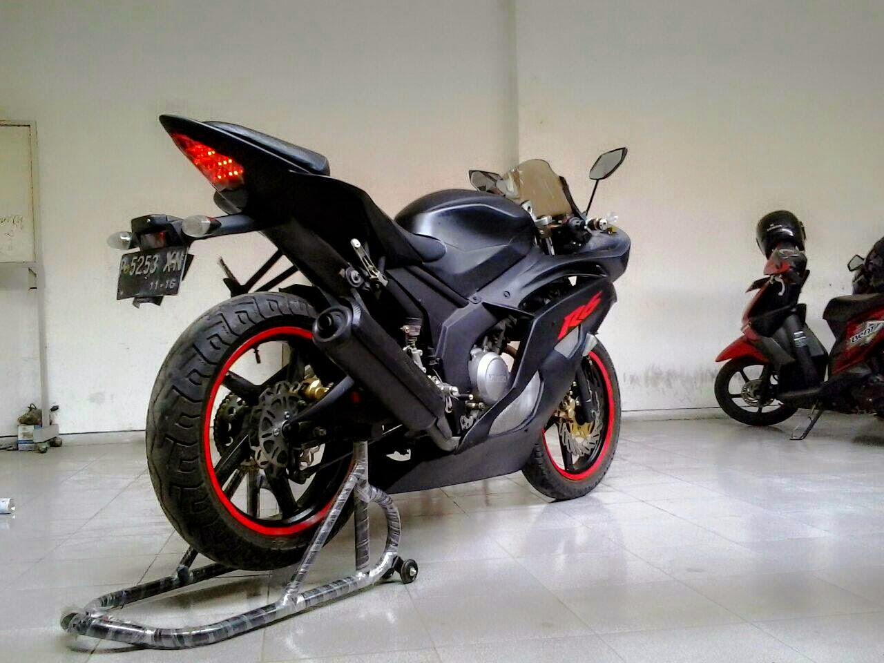 ACR Blog Modifikasi Vixion Replika YZF R6 Wow Mirip