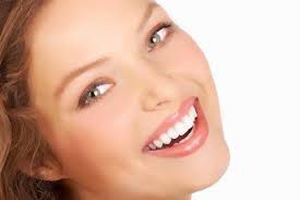 Công nghệ Laser Whitening cho hàm răng trắng không tỳ vết