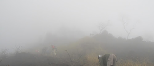 Kisah Nyata, Sendirian Tersesat Di Gunung.