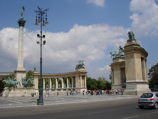 Plaza de Los Héroes