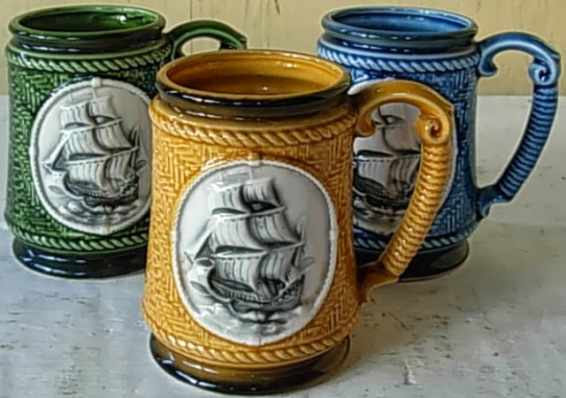 Pernik Unik Mug Keramik  Motif Perahu SOLD 