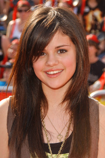 Most Popular Spicy and Hot Selena Gomez Wallpapers Free Download