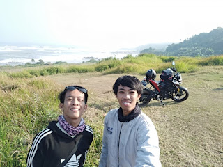 Pengalaman touring motor ke pantai Sawarna banten