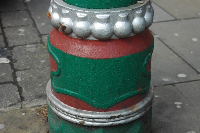Banglatown lamppost