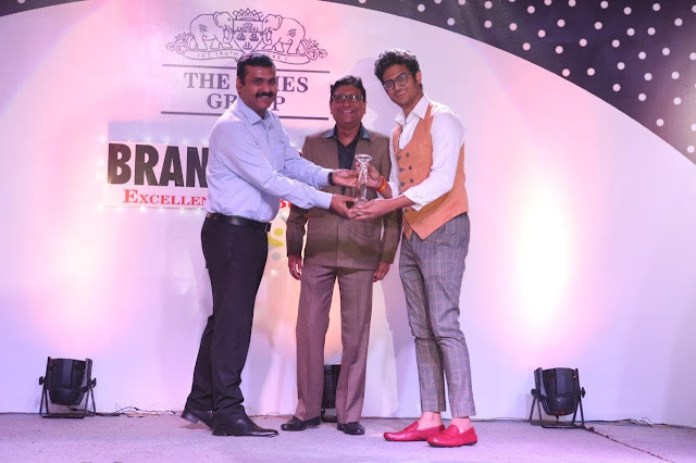  Alberto Torresi wins Brand Icon Award 2016 held by The Times of India