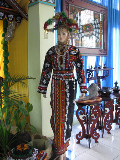 Kerawang: Pakaian Adat Suku Gayo ~ Gallery Aceh