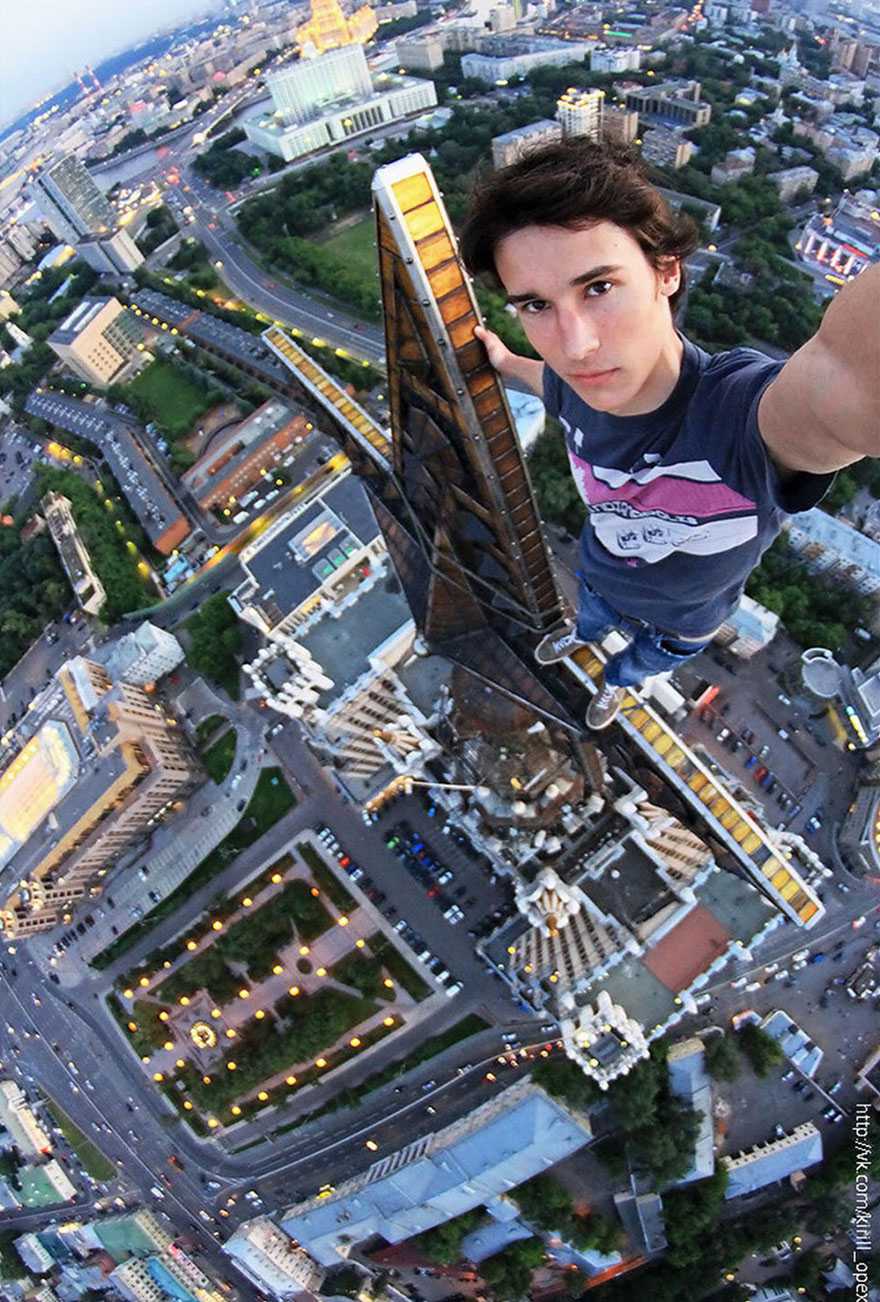 dizzy from heights death defying, death defying, construction worker, cliff, uncle sam, daredevils, beat faster, stunt, skyscraper, bbq, defying selfies, tower, climbing, building, pedra da gavea gávea, circus, parkour, rooftop