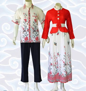 contoh model baju batik couple keluarga