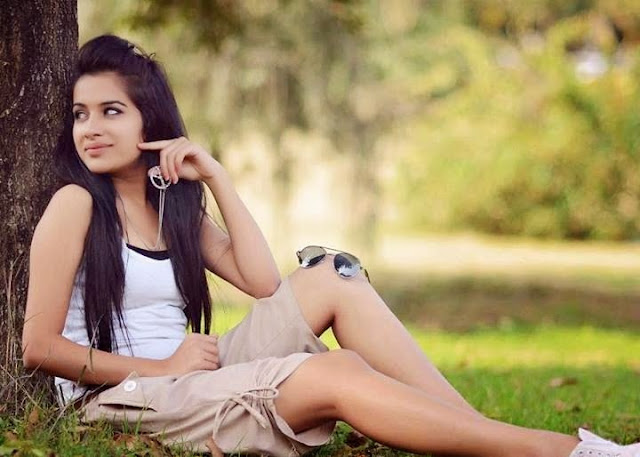  Hot Cute Photos Of Famous Punjabi Model Sara Gurpal