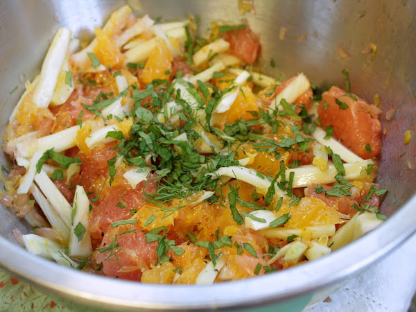 A cool refreshing side that will perk up leftovers (Citrus fennel salad)