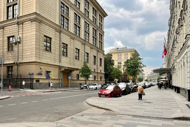 Неглинная улица, Центральный банк РФ – Банк России