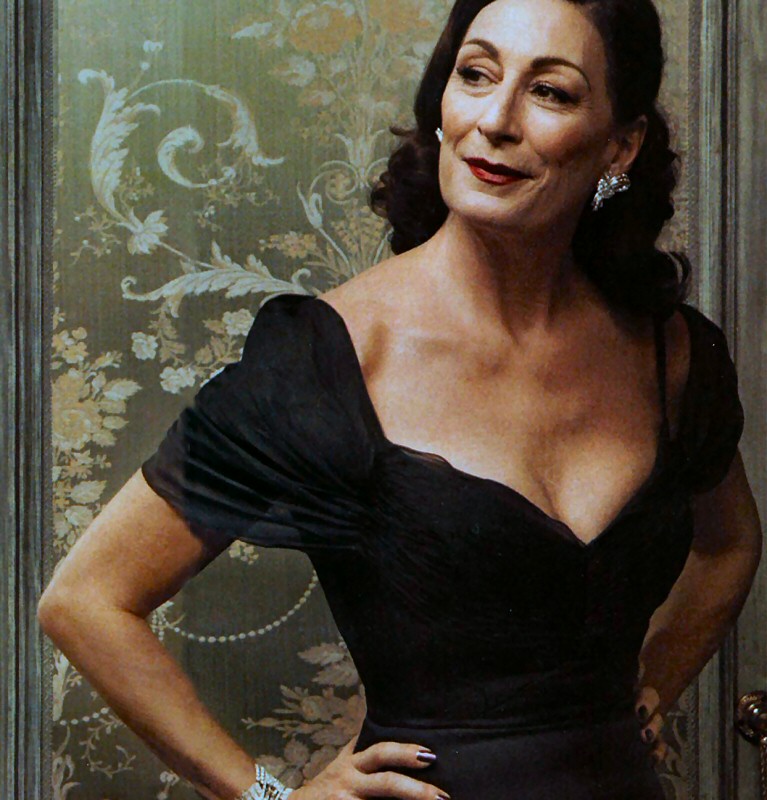 anjelica huston manolo blahnik. Las musas - Anjelica Huston