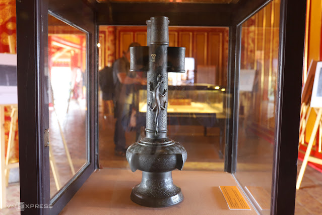 Trưng bày 40 cổ vật thời vua Minh Mạng tại cung đình Huế