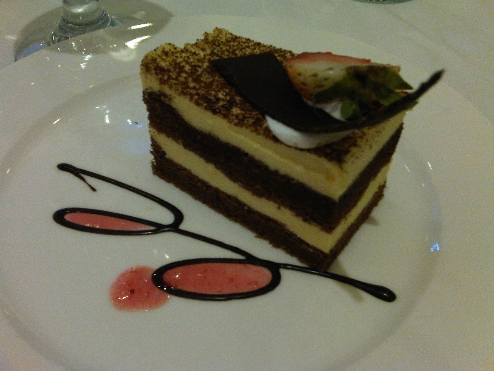 sampai appetizer dessert Hotel Bandung di di dari tiramisu  lengkap Menu bandung cake Harris