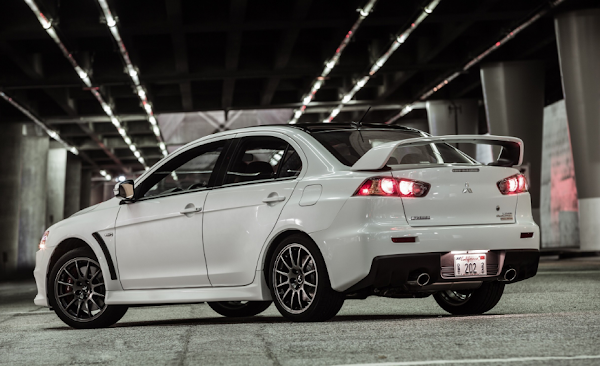 Mitsubishi "Lancer Evolution XI" 6