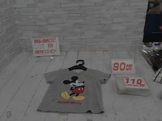 中古品　子供服　90㎝　ミッキープリント　半袖Ｔシャツ　110円