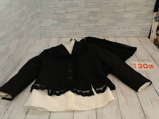 中古品　女児　フォーマル服　１３０㎝　１５９０円