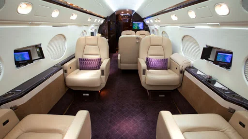 Pesawat Gulfstream G-V N50JE Bermesin BMW Rolls BR 700 Series Yang Digunakan Barack Obama Ke Bali
