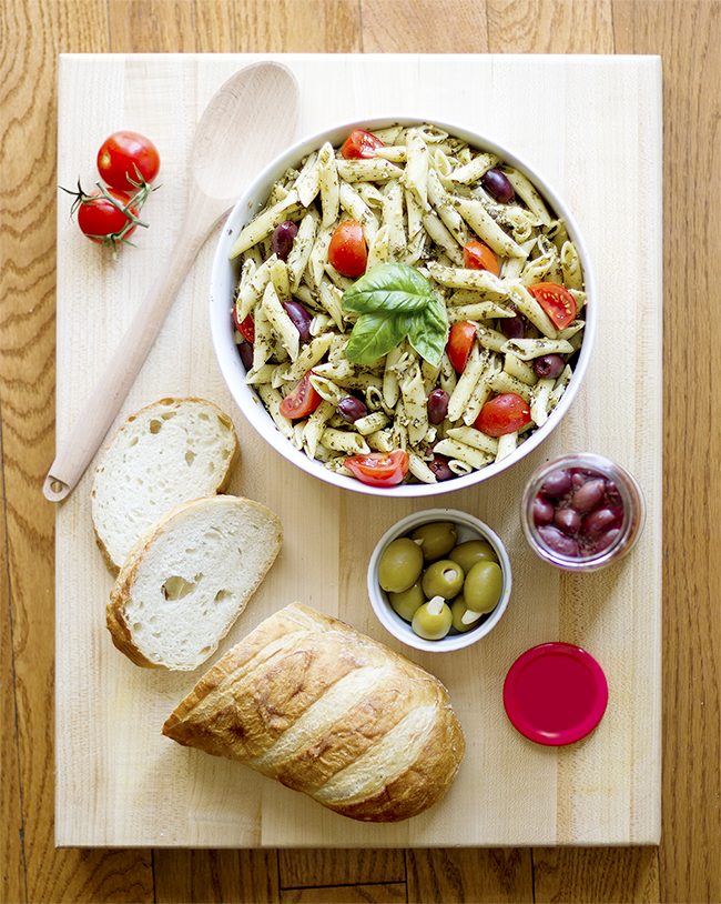 Pesto Penne with Olives and Tomatoes