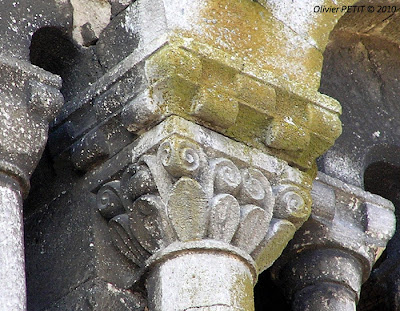 AUTREVILLE (88) - L'église paroissiale Saint-Brice (Extérieur)