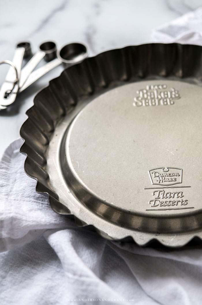 Duncan Hines Tiara Tart Pan