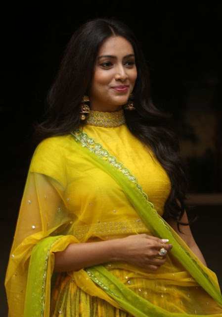 Pallavi Subhash pics in yellow outfits