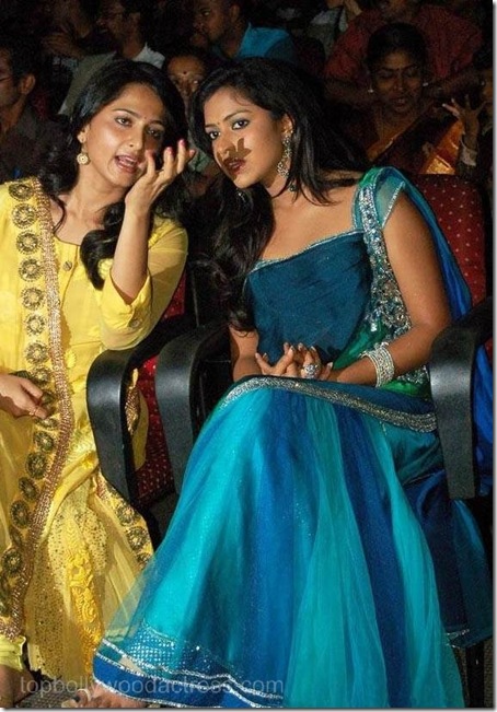 Amala Paul,Anushka