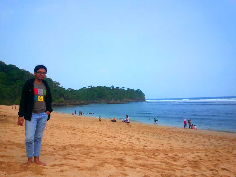  Pantai Balekambang Tanah Lot nya Malang Jawa Timur