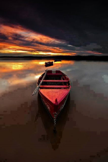 Sky,  In the boat under the moon