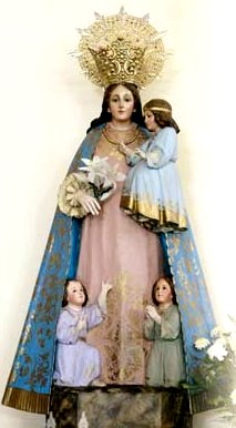 Imagen de Virgen de los Desamparados cargando a su hijo