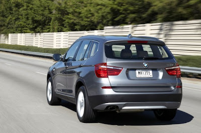 2011-BMW-X3-Back-View