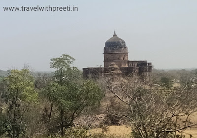 महाराजा छत्रसाल की समाधि  छतरपुर - Maharaja Chhatrasal ki samadhi Chhatarpur