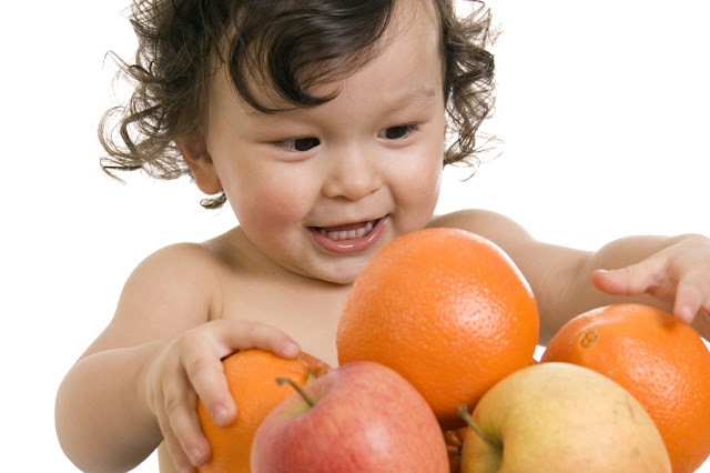 http://comohagocomeramishijos.blogspot.com/2013/03/por-que-deben-comer-vitamina-c.html