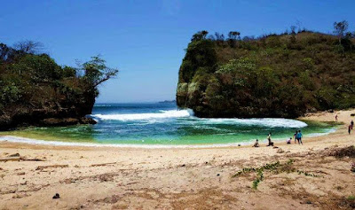 Pantai wedi Klopo Malang