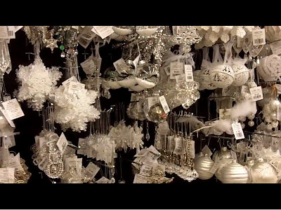 artificial-christmas-trees-with-decorations-2011