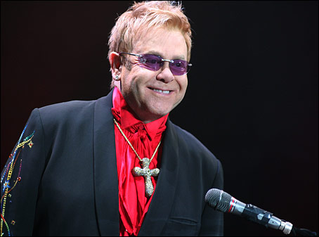 Sir Elton John Sexual Harassment Case Finally Goes Viral mygistertainment