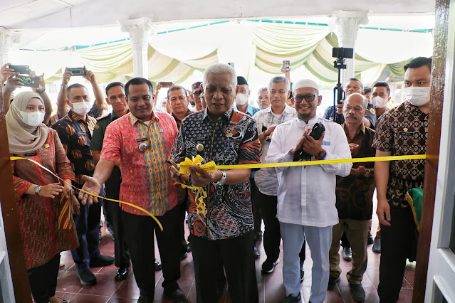 Ruang Layanan Terpadu, Aplikasi Sipantas dan Taman Bermain Anak Kelurahan Selawan Diresmikan Bupati Surya Ruang Layanan Terpadu, Aplikasi Sipantas dan Taman Bermain Anak Kelurahan Selawan Diresmikan Bupati Surya