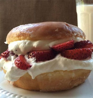 GLAZED DOUGHNUT STRAWBERRY SHORTCAKE