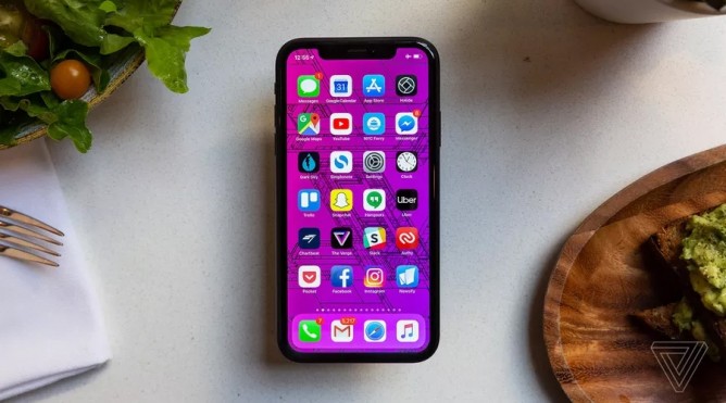 ஆப்பிளின் 5G தொழில்நுட்பத்தை கொண்ட ஐபோன் எப்போது அறிமுகமாகின்றது?