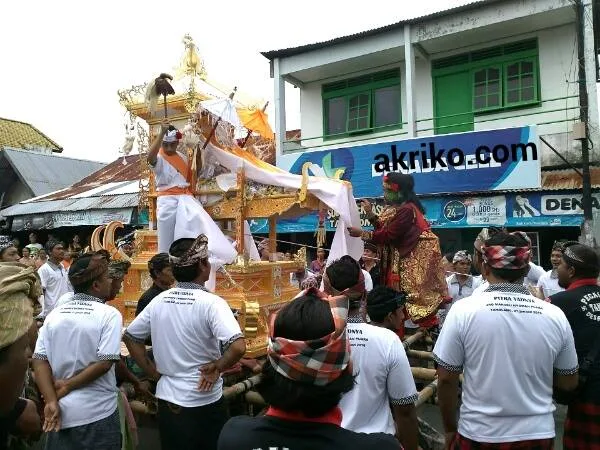 Makna Kata Amor Ring Acintya