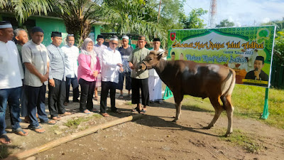 Dandim 1411/Bulukumba, Rem 141/Tp Serahkan Hewan Qurban Kepada Panitia Qurban Masjid Al, Anshar