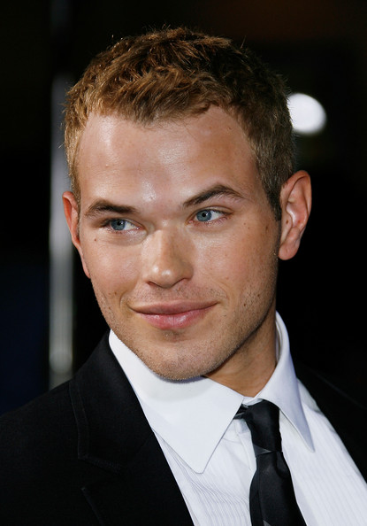 Kellan Lutz photos