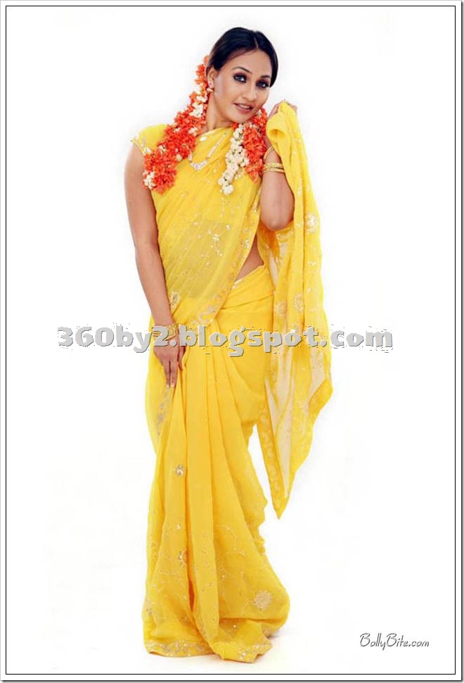Kollywood and Tollywod model Aashi Thakur