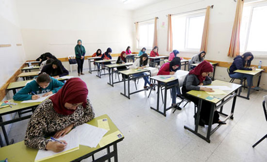 توجيهي 2023 .. اجابات امتحان اللغة الإنجليزية الورقة الأولى الثانوية العامة فلسطين